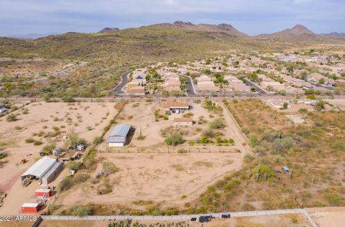 27035 35th Ave, Phoenix AZ  85083-8651 exterior