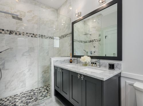 3128 Bernard St, Chicago IL  60618-6715 exterior