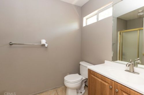 138 Valencia Dr, Fullerton CA 92833-3231 exterior