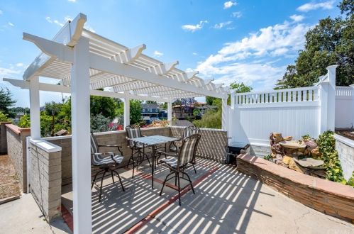 619 Drake Ave, Fullerton CA 92832-1140 exterior