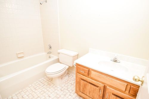 2761 Riverfront Dr, Lithonia GA 30039-8523 exterior