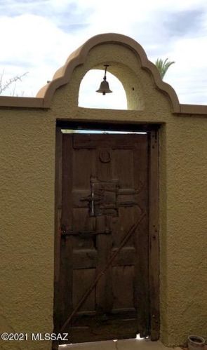 639 Adams St, Tucson AZ 85719-9121 exterior