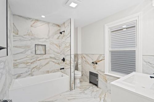 237 7th St, Newark NJ 07107-2728 exterior