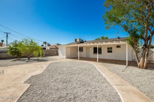 2925 42nd Ave, Phoenix AZ  85019-4323 exterior