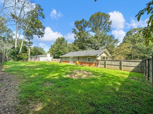 3625 Gdn Blvd, Gainesville GA 30506-1533 exterior