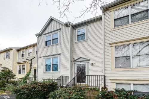 51 Kinsman View Cir, Silver Spring MD  20901-1650 exterior