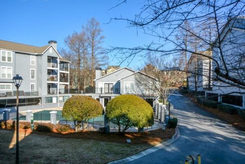 313 Granville Ct, Atlanta GA  30328-3434 exterior