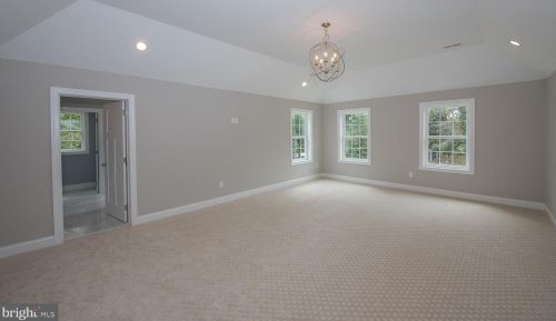 323 Abbey Rd, Berwyn PA 19312-1830 exterior