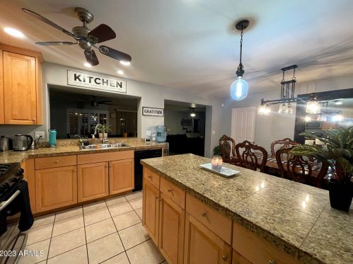 4223 Cheery Lynn Rd, Phoenix AZ  85018-6428 exterior