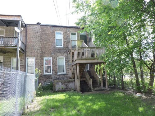 7352 Yale Ave, Chicago IL 60620-1702 exterior