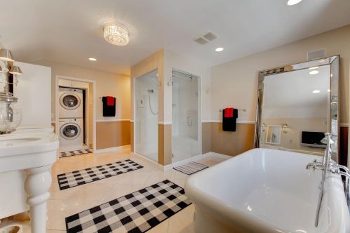 1206 Bayard Ave, Saint Paul MN 55116-1637 exterior