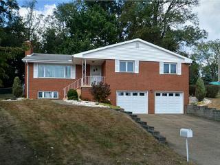 105 Hemlock Ln, Monroeville, PA 15146-2313