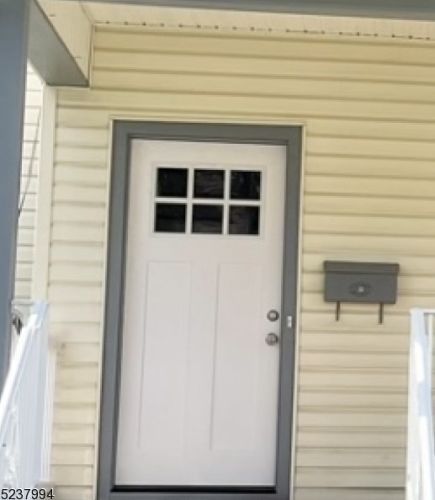 723 6th St, Plainfield NJ 07062-1802 exterior