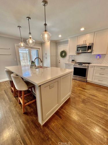 2148 Victoria Dr, Fullerton CA 92831-2134 exterior