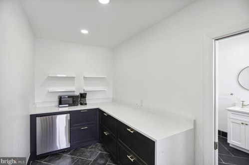 322 Capitol St, Washington DC 20003-1507 exterior