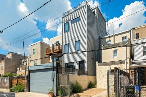 2106 Ellsworth St, Philadelphia PA 19146-2419 exterior