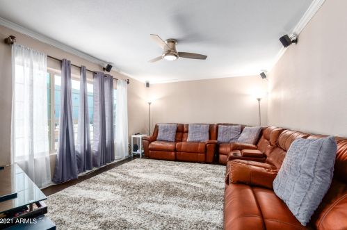 15614 29 Ave, Phoenix AZ 85053-4056 exterior