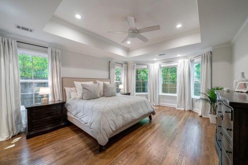 530 Deering Rd, Atlanta GA 30309-2267 exterior