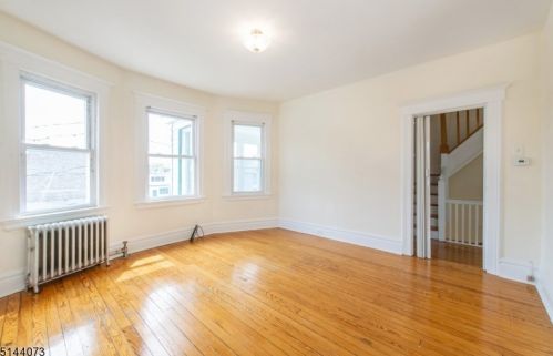 72 Willow St, Montclair NJ 07042-3502 exterior