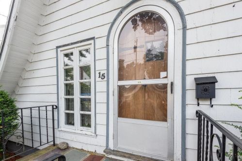 15 Brae Rd, Quincy, MA 02169-1705