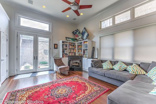 1523 School St, Chicago IL 60657-2121 exterior