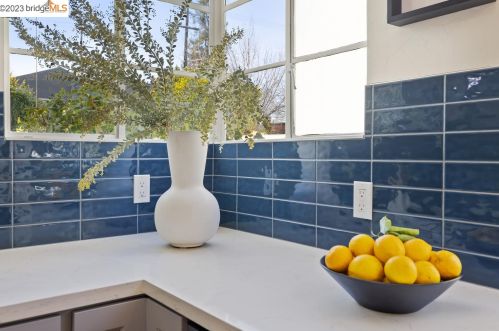 1410 Lincoln St, Berkeley CA 94702-1229 exterior