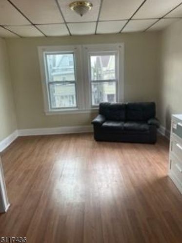 225 21 St, Paterson NJ 07513-1509 exterior