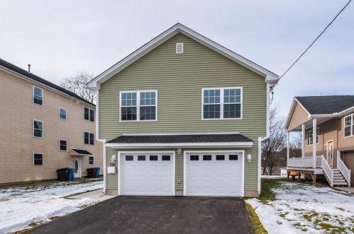 180 Wilcox St, New Britain CT 06051-1231 exterior