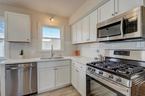 1725 55, Milwaukee WI 53214-5250 exterior