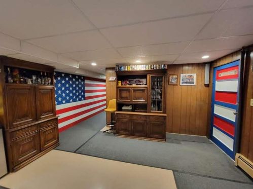 1849 Lawnel Ave, Meskegon MI 49441-3743 exterior