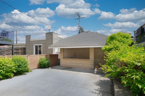 3251 Normal Ave, Chicago IL  60616-3511 exterior