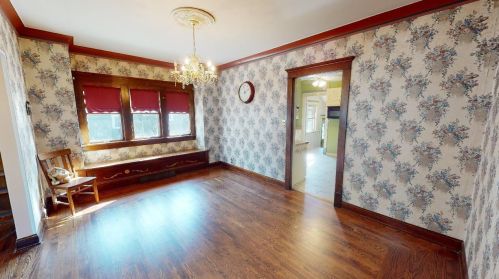 632 5 St, Manitowoc WI 54220-3935 exterior