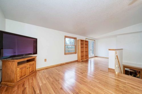 6085 Taft Rd, Duluth MN 55803-9460 exterior