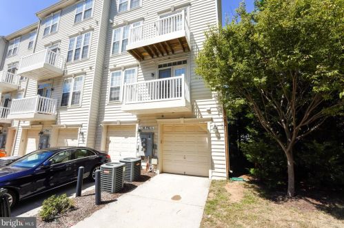 5712 Callcott Way, Alexandria VA  22312-4115 exterior