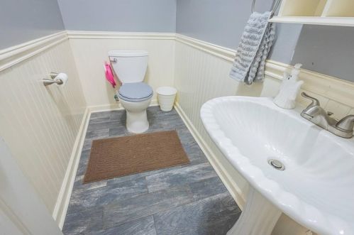 2802 Emerson Lake Dr, Lithonia GA  30078-6642 exterior