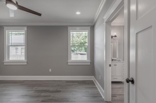 105 Genesee St, Tampa FL  33603-3825 exterior