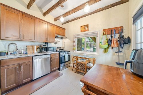 720 Mifflin Ave, Pittsburgh PA 15221-3438 exterior