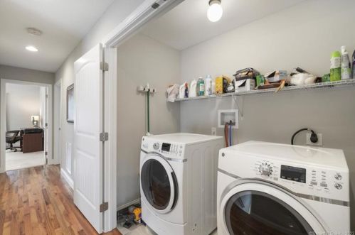 49 Belfast St, Milford CT 06460-5502 exterior