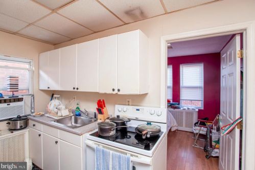 7316 Frankford Ave, Philadelphia PA 19135-3405 exterior