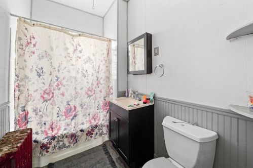 700 Oneida St, Joliet IL 60435-6731 exterior