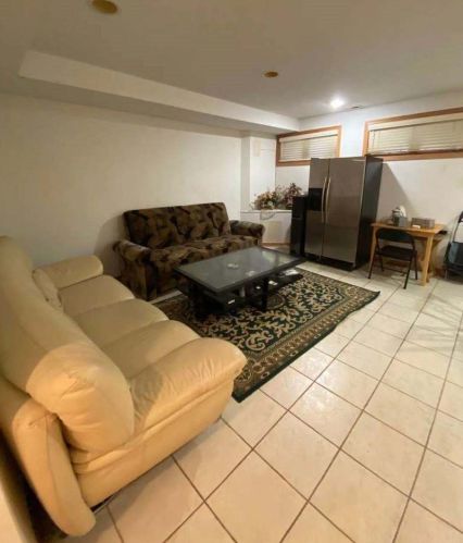 3328 Wallace St, Chicago IL 60628-3208 exterior