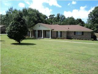 7700 Tara Dr, Mobile, AL 36619-1108