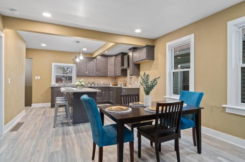 2540 Booth St, Milwaukee WI 53212-2907 exterior