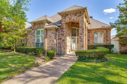 916 Mccoy Dr, Irving, TX 75062-8003