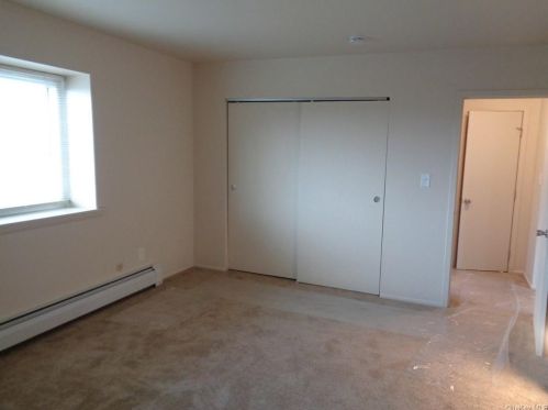 4 Fortune Rd, Middletown NY 10941-1627 exterior