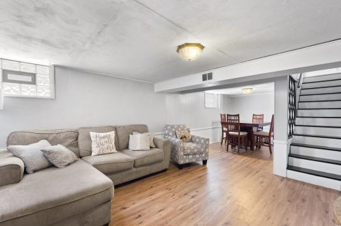 1540 Berry Rd, Saint Louis MO 63119-1241 exterior