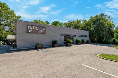 1708 Cedar Ave, Austin TX 78702-1429 exterior