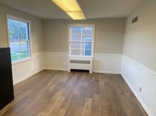 1725 Peck St, Meskegon MI 49441-2530 exterior