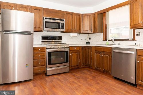 2433 Camac St, Philadelphia PA 19148-3510 exterior