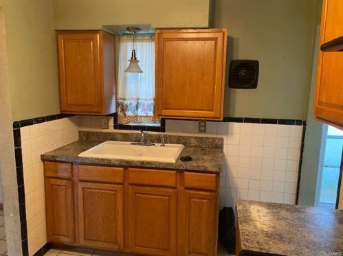 902 Pardella Ave, Saint Louis MO 63125-1756 exterior